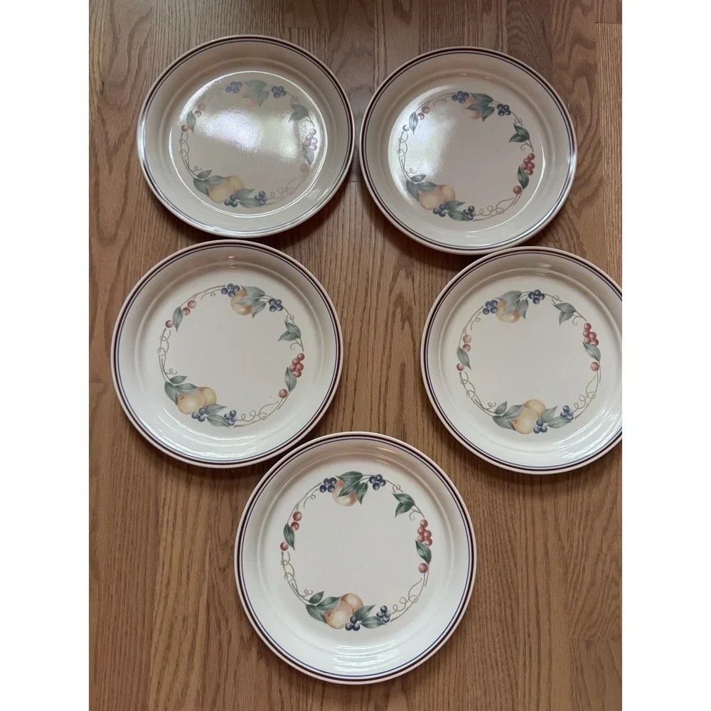 Set of 5 Vintage Corelle Abundance Dinner Plates‎ 10.25